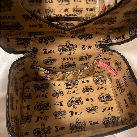Vintage Juicy Couture makeup bag! - Picture 3 of 4